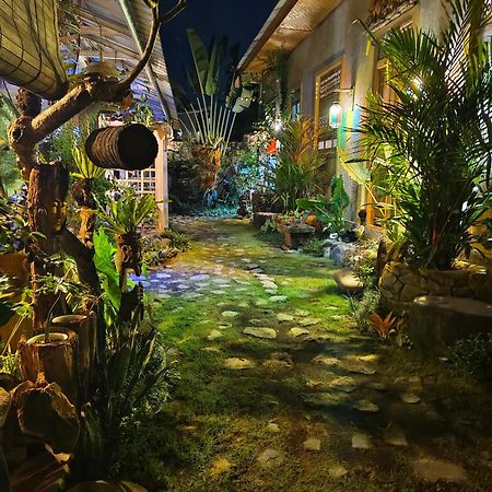 Vin Vin Hostel Ubud Exterior foto